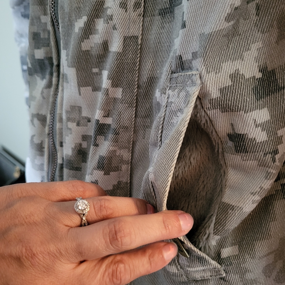 Sea Shepherd Hemp Hoodamb Jacket - Picture 2 of 15